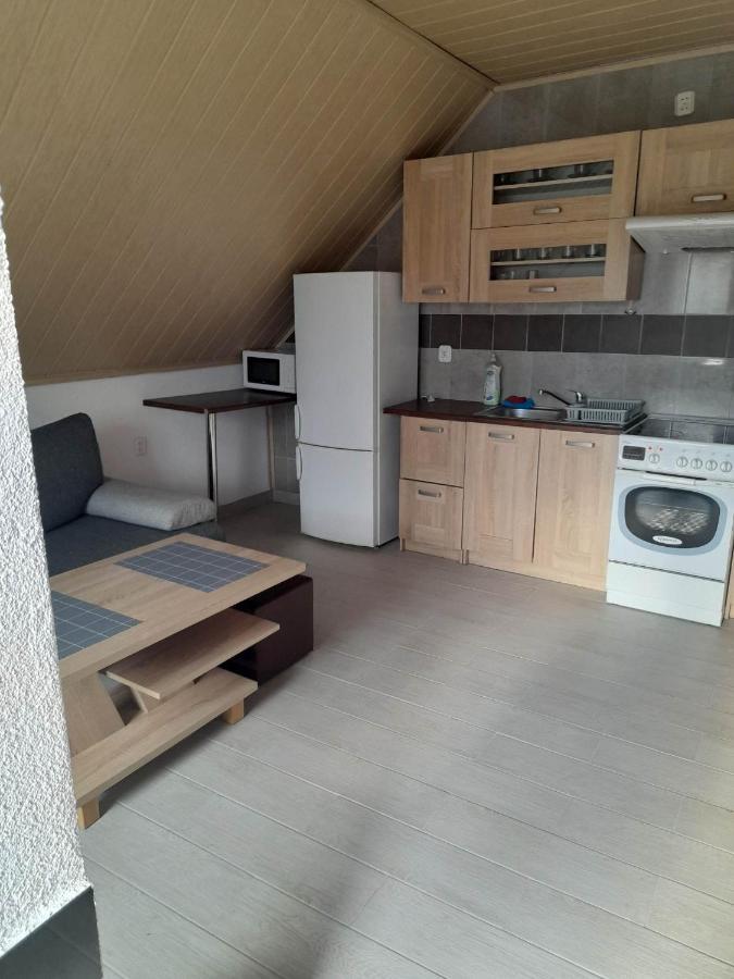 Mieszkanie B Lowiczki Zator Exteriör bild
